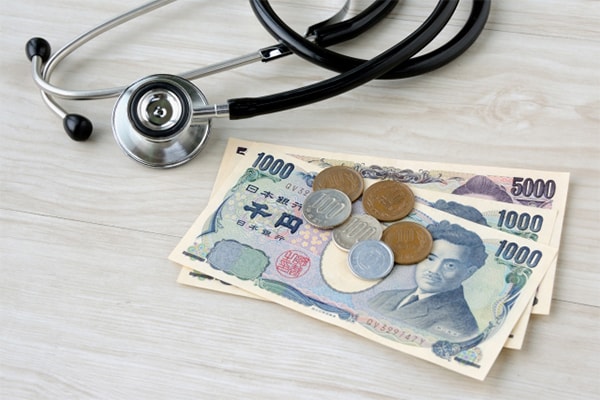入院費用は実際いくらかかる？ 入院時に必要になる費用まとめ