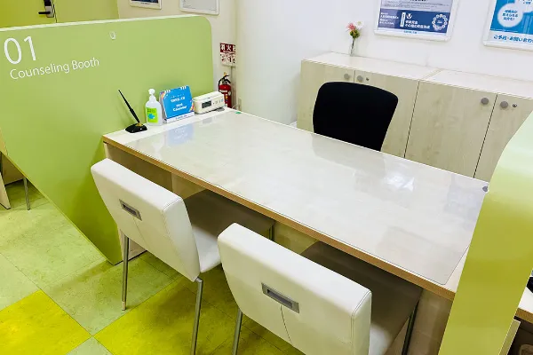 保険相談、保険見直し、保険比較を店舗で
