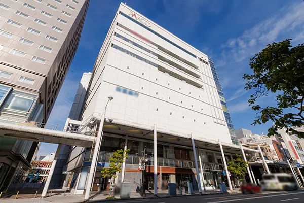 保険相談、保険見直し、保険比較を店舗で