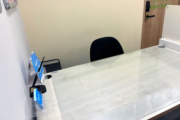 保険相談、保険見直し、保険比較を店舗で