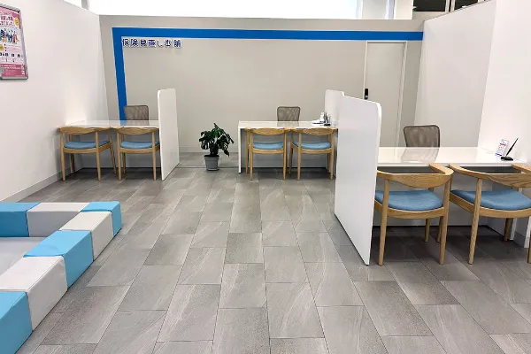 保険相談、保険見直し、保険比較を店舗で