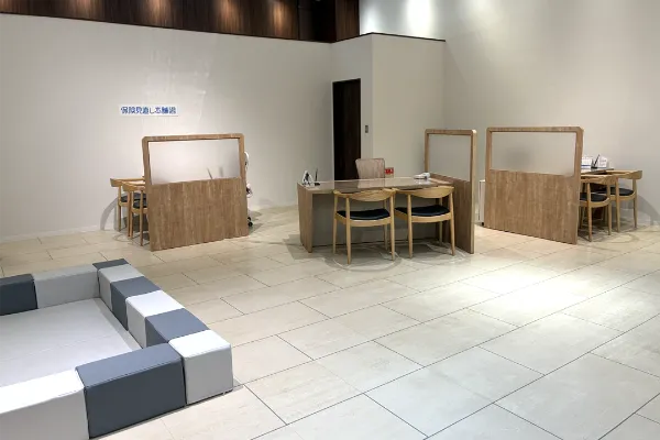 保険相談、保険見直し、保険比較を店舗で