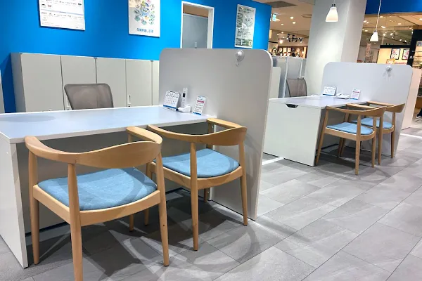 保険相談、保険見直し、保険比較を店舗で