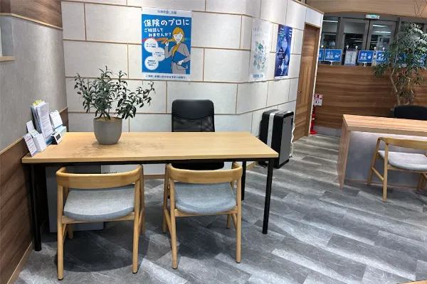保険相談、保険見直し、保険比較を店舗で