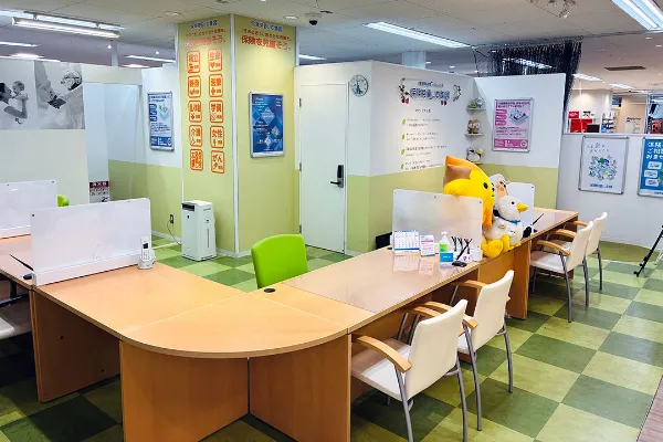 保険相談、保険見直し、保険比較を店舗で