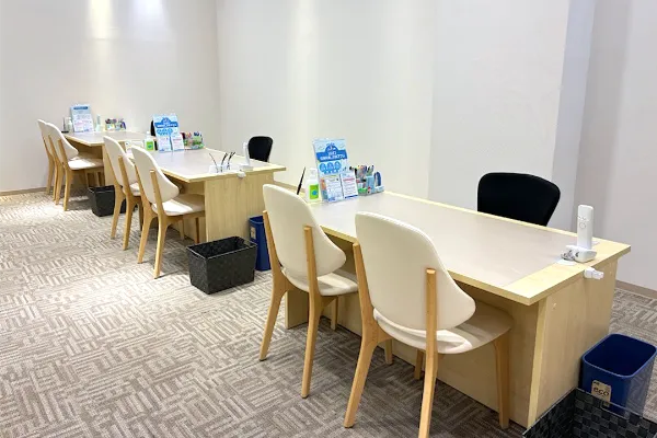 保険相談、保険見直し、保険比較を店舗で