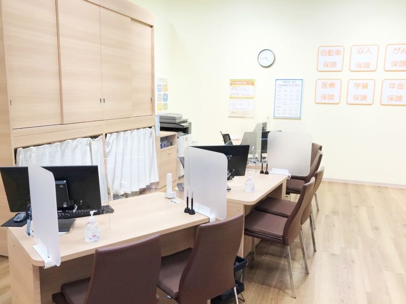 保険相談、保険見直し、保険比較を店舗で