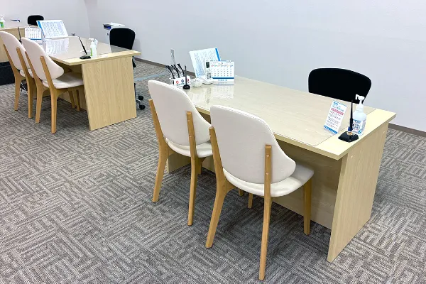 保険相談、保険見直し、保険比較を店舗で