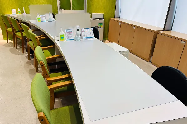 保険相談、保険見直し、保険比較を店舗で