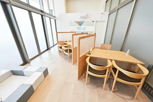 保険相談、保険見直し、保険比較を店舗で