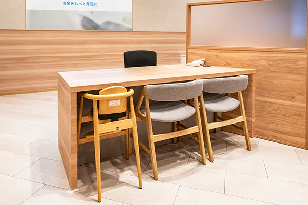 保険相談、保険見直し、保険比較を店舗で