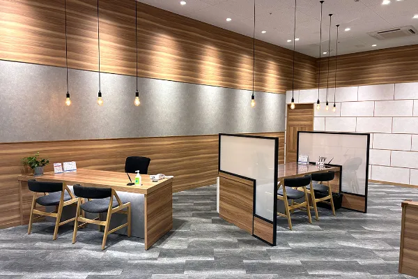 保険相談、保険見直し、保険比較を店舗で