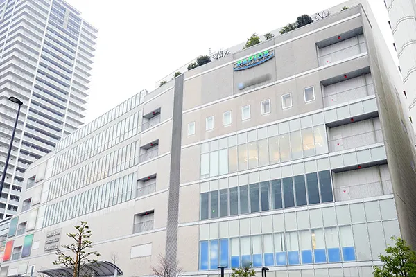 保険相談、保険見直し、保険比較を店舗で