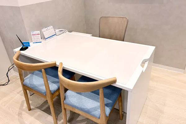 保険相談、保険見直し、保険比較を店舗で
