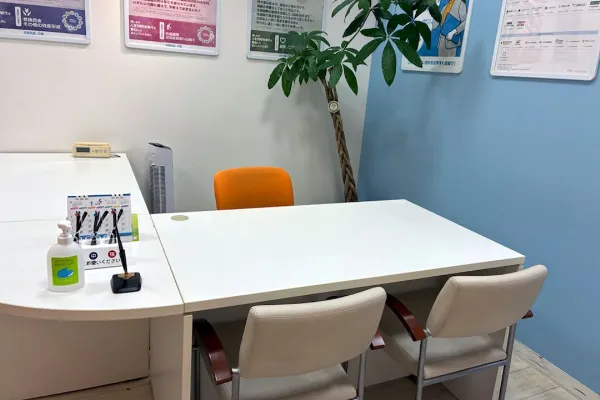 保険相談、保険見直し、保険比較を店舗で
